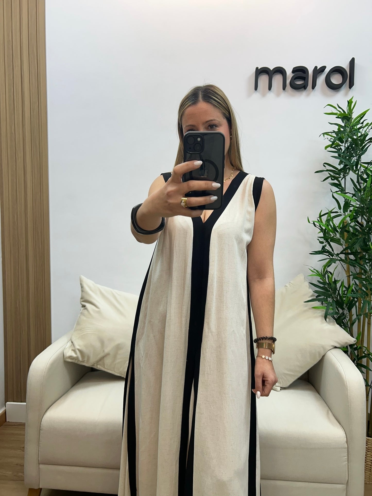 VESTIDO LINO ESCOTE PICO
