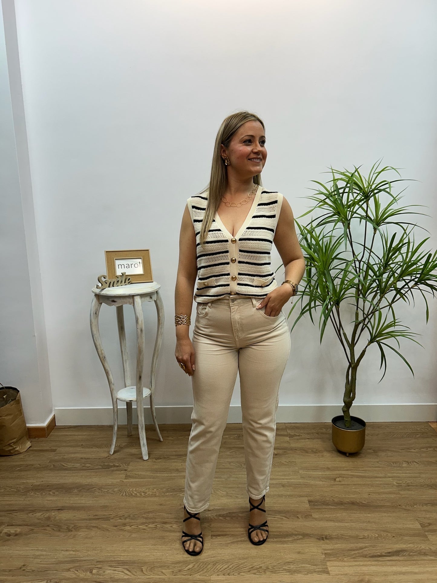 VAQUERO MOM FIT BEIGE