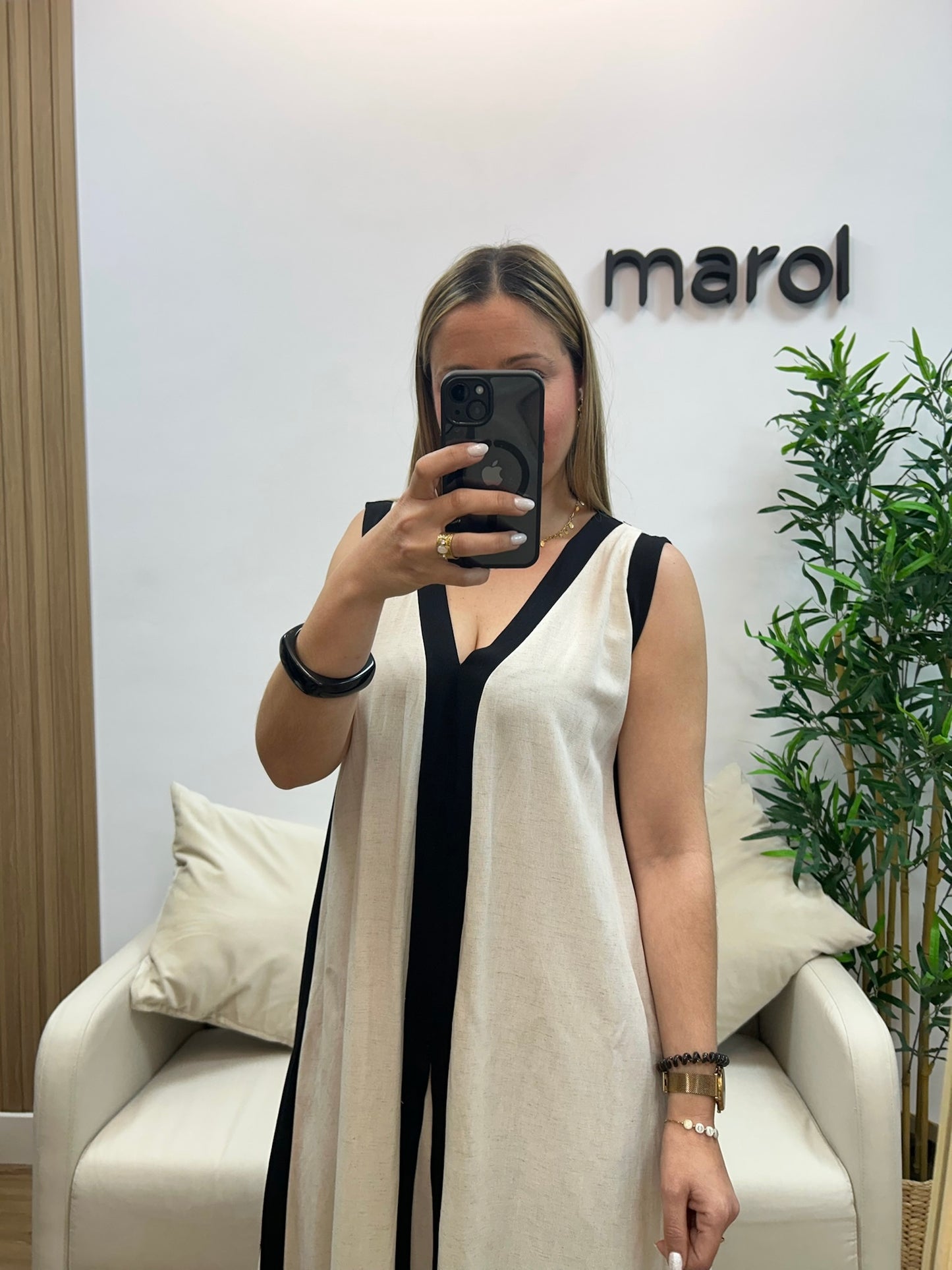 VESTIDO LINO ESCOTE PICO