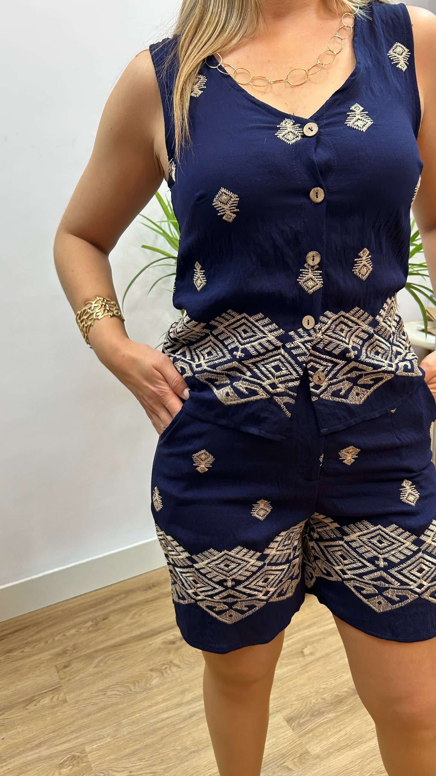 CONJUNTO BORDADO BERMUDA AZUL