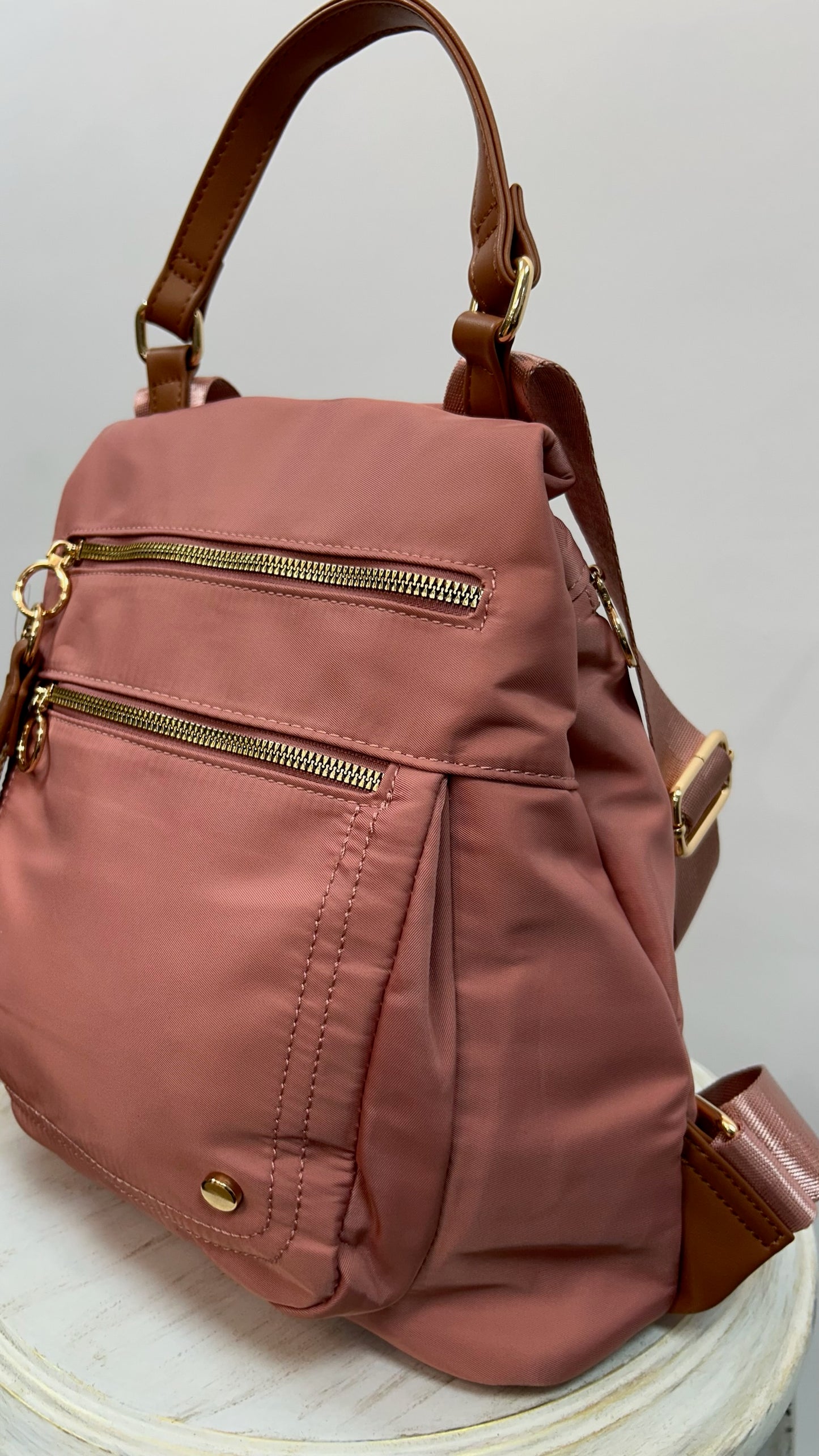 MOCHILA ANTIRROBO ROSA