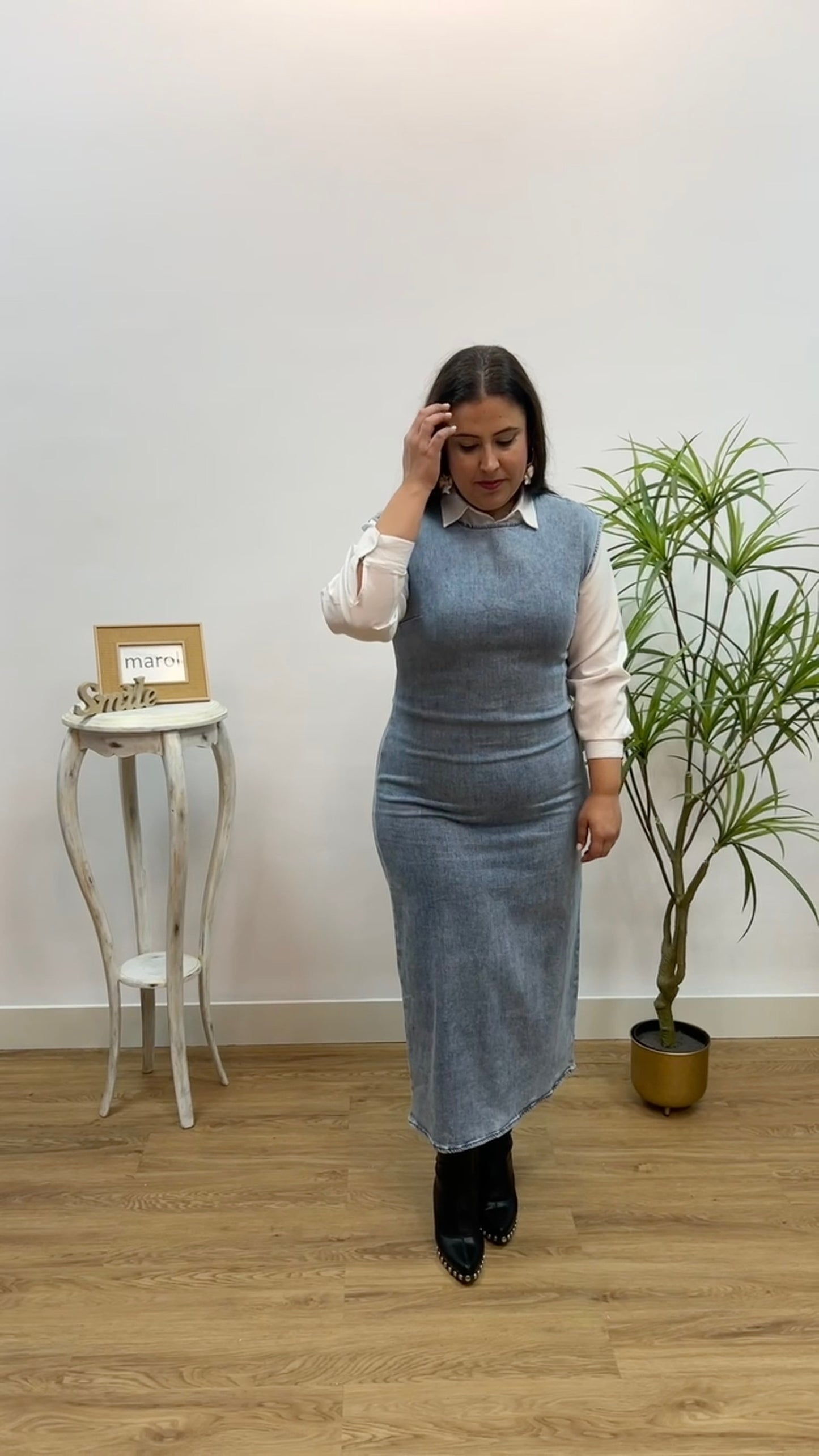 VESTIDO MIDI VAQUERO