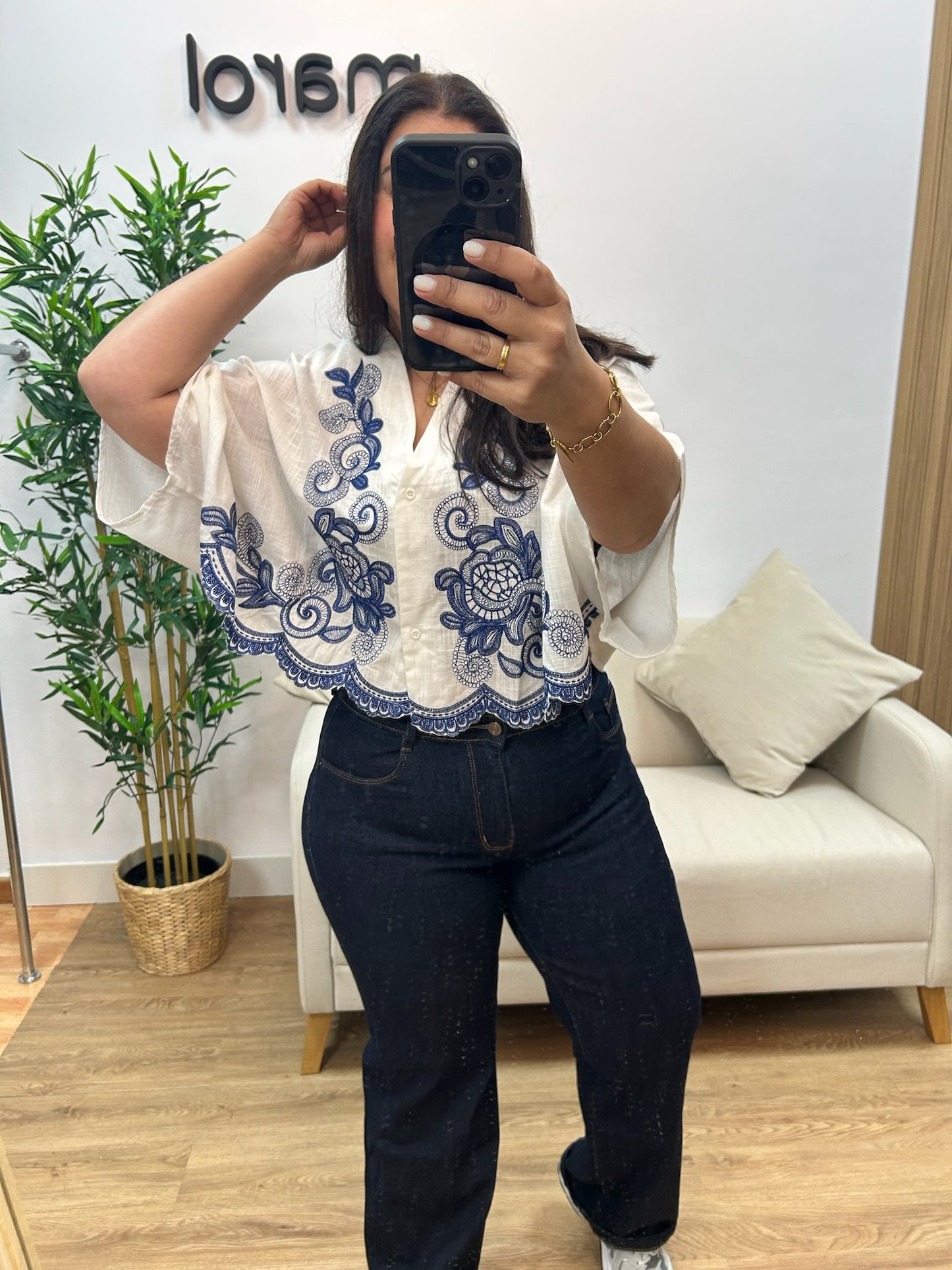 BLUSA BORDADA AZUL
