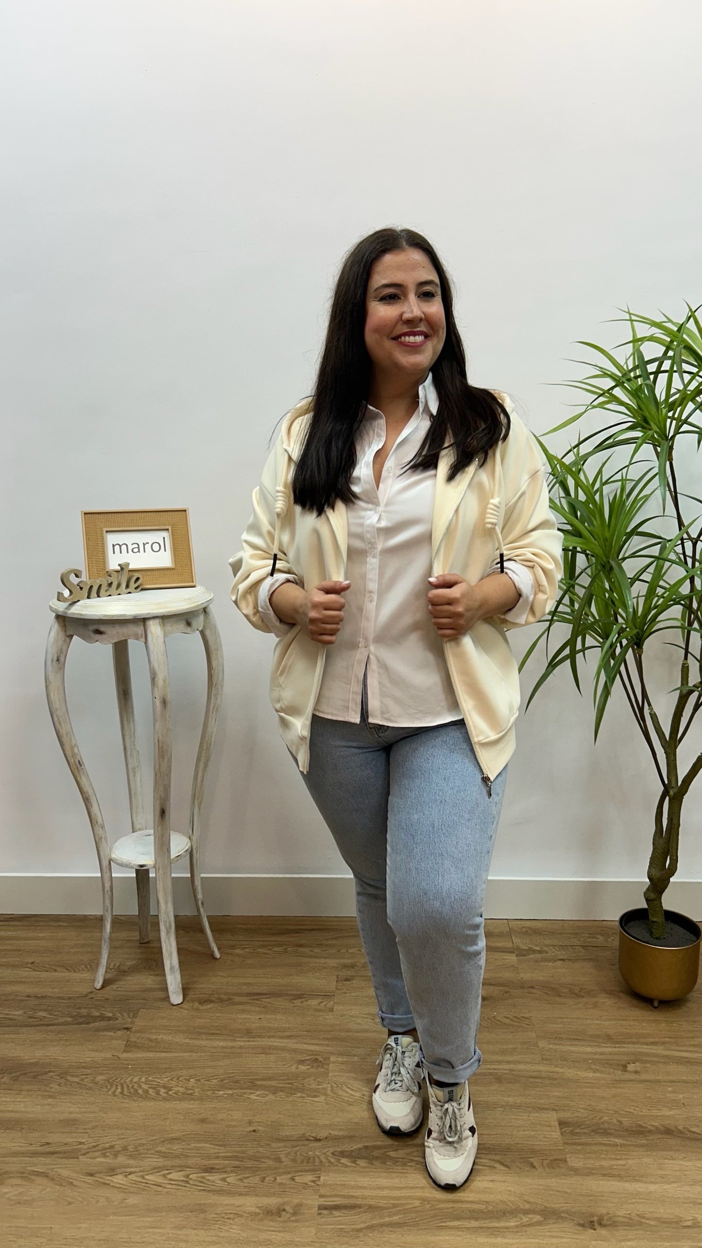 SUDADERA CAPUCHA BEIGE