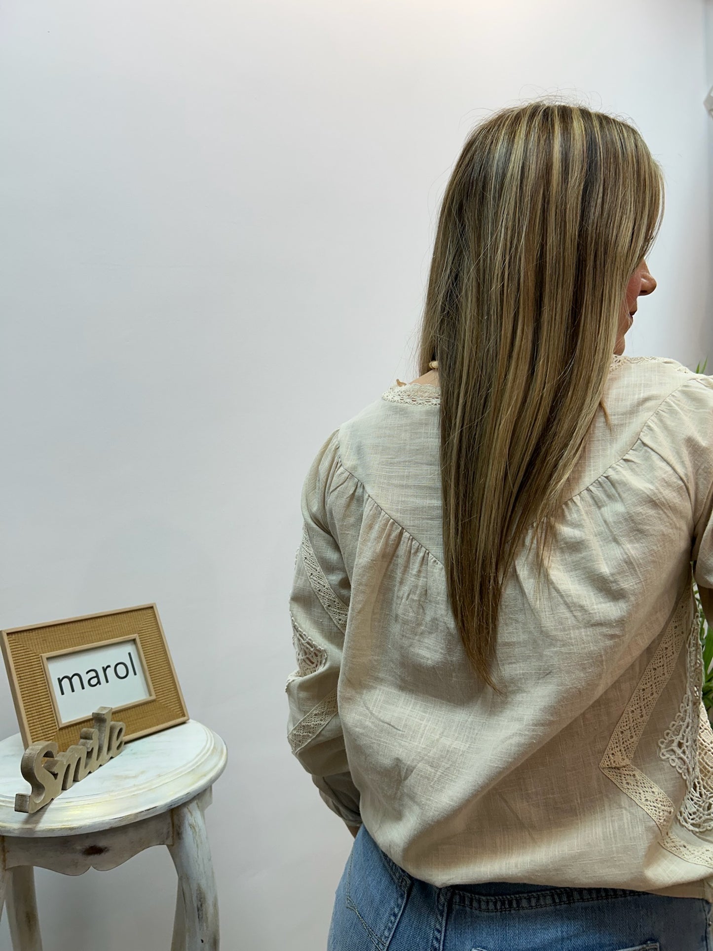 BLUSA LINO BORDADOS