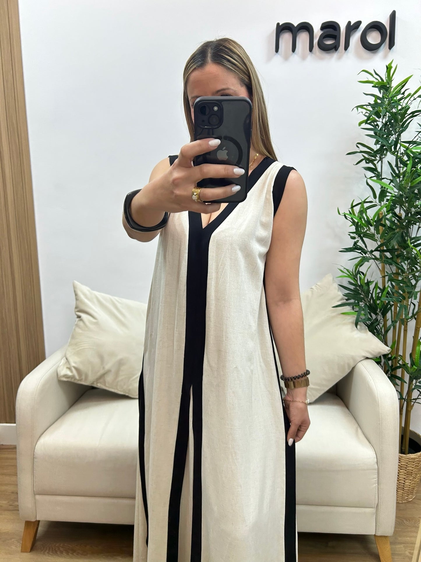 VESTIDO LINO ESCOTE PICO