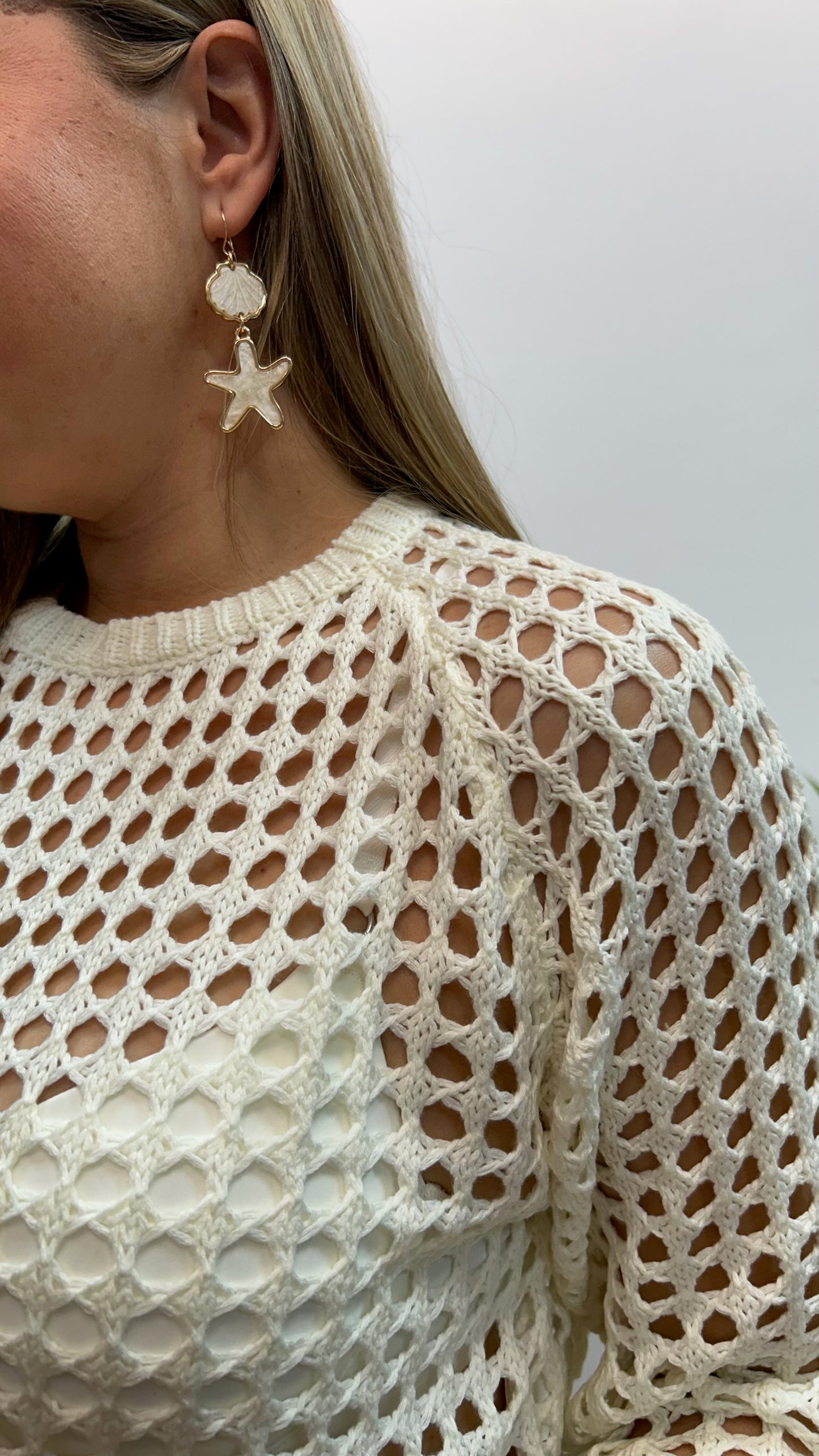 TOP PUNTO CALADO BEIGE