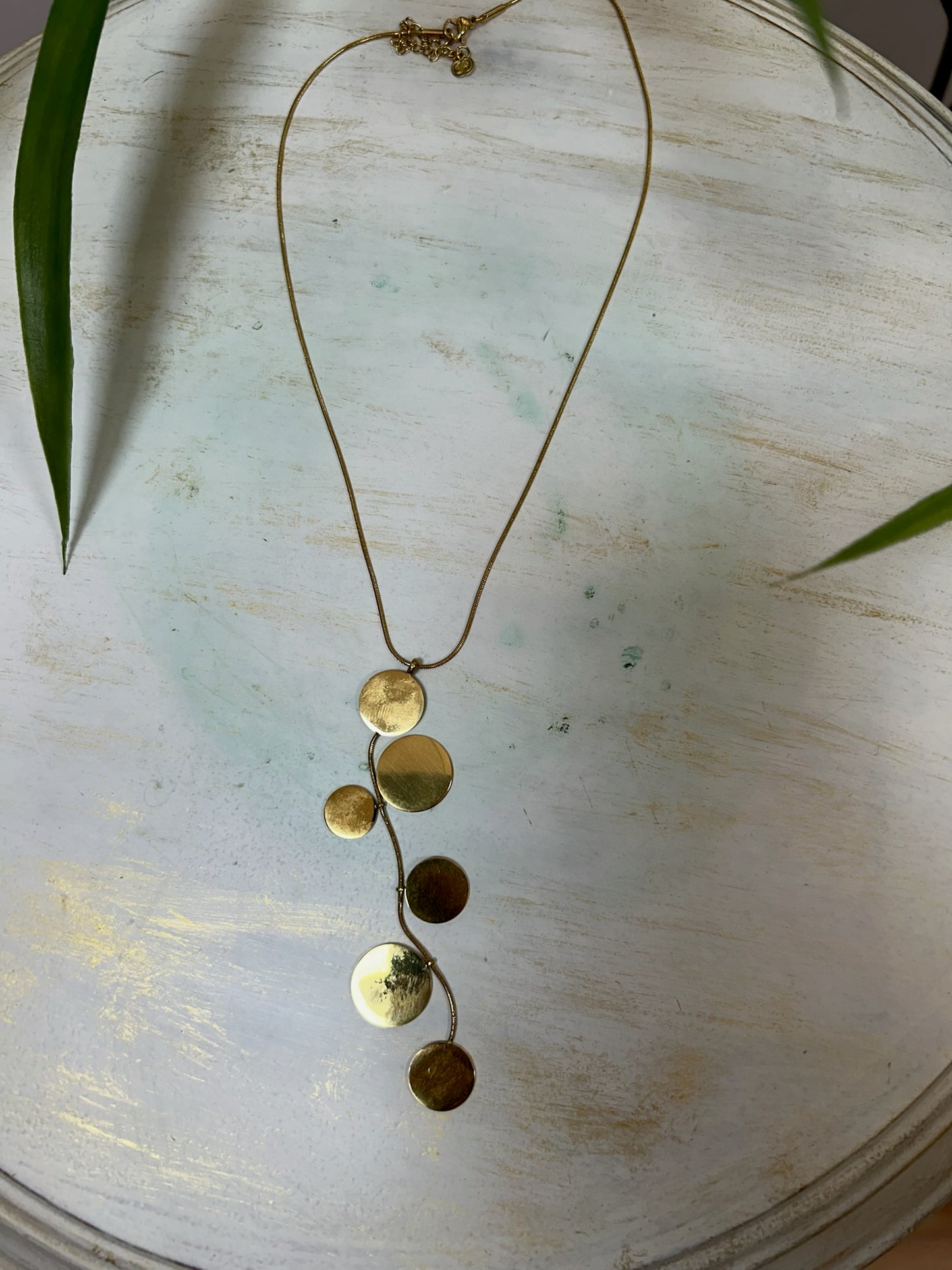 COLLAR CIRCULOS DORADOS